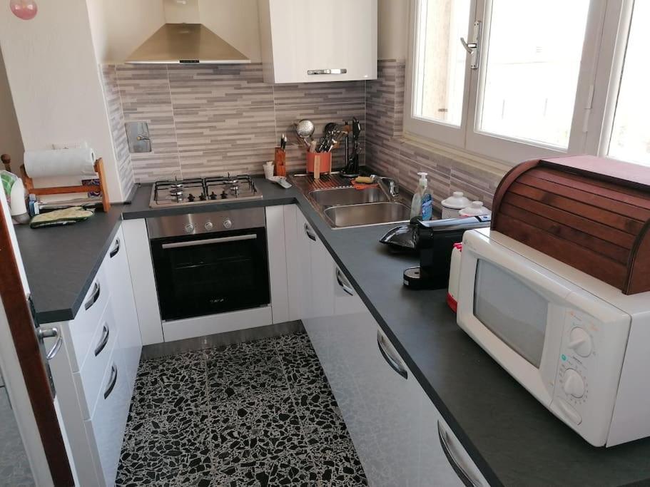- Vicino Al Mare E Servizi Apartment Viareggio